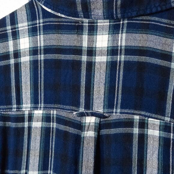 Kendall & Kylie Flannel Shirt Small Casual Navy Plaid Button Up - Picture 3 of 11